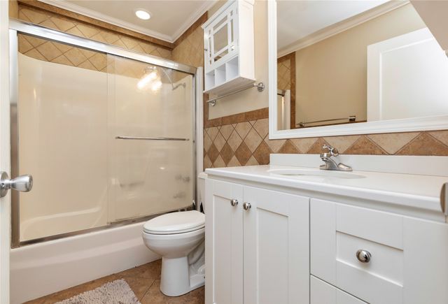 1505 61st Street, Des Moines, IA 50311