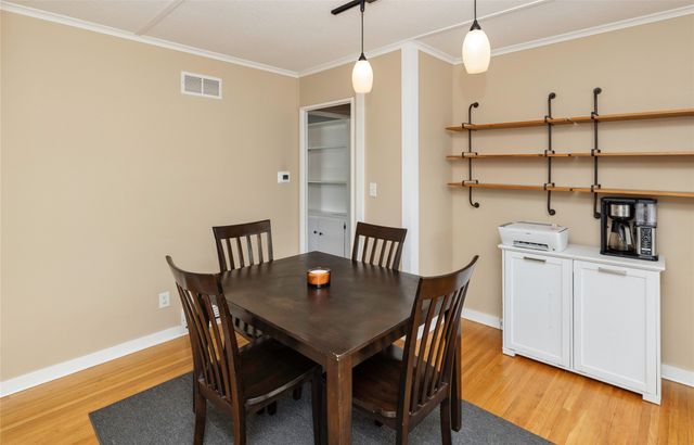 1505 61st Street, Des Moines, IA 50311