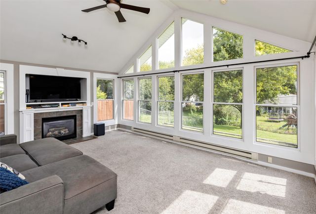 1505 61st Street, Des Moines, IA 50311