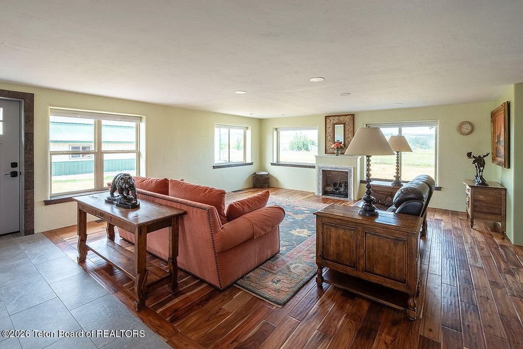 800 COUNTY ROAD 123, Bedford, WY 83112 photo 3