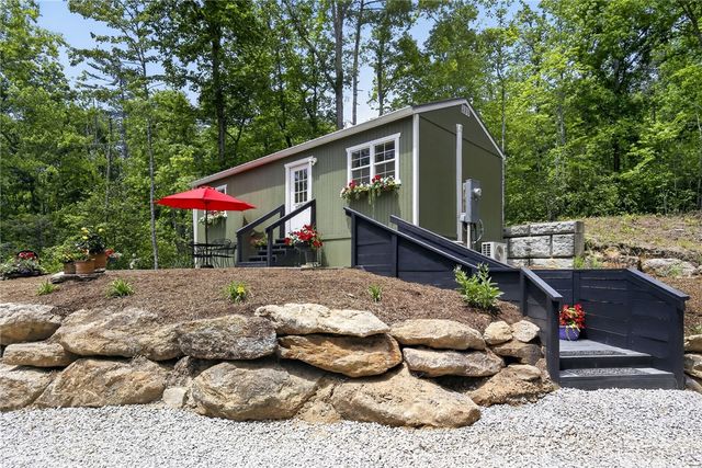 400 Mill Creek Road, Sunset, SC 29685