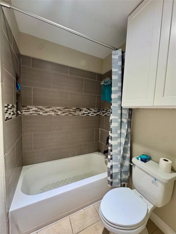 10202 Forum Park Drive 242, Houston, TX 77036