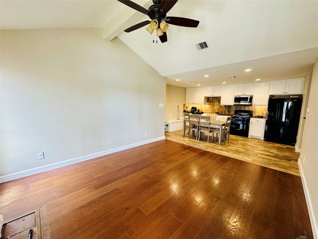10202 Forum Park Drive 242, Houston, TX 77036