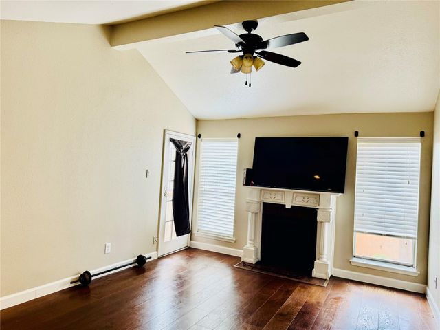 10202 Forum Park Drive 242, Houston, TX 77036