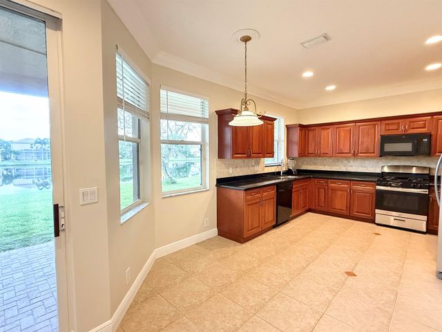 10395 Little Mustang Way, Lake Worth, FL 33449