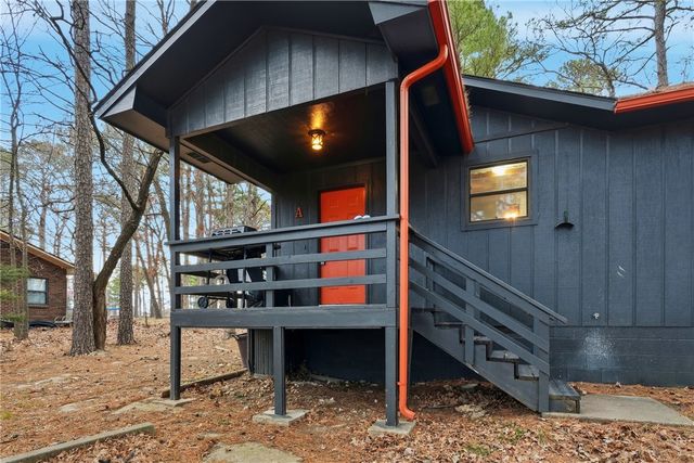 6 Rancho Vista Lane, Eureka Springs, AR 72631