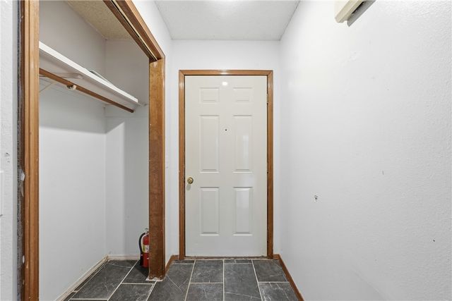 6 Rancho Vista Lane, Eureka Springs, AR 72631