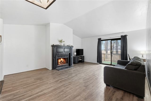 6 Rancho Vista Lane, Eureka Springs, AR 72631