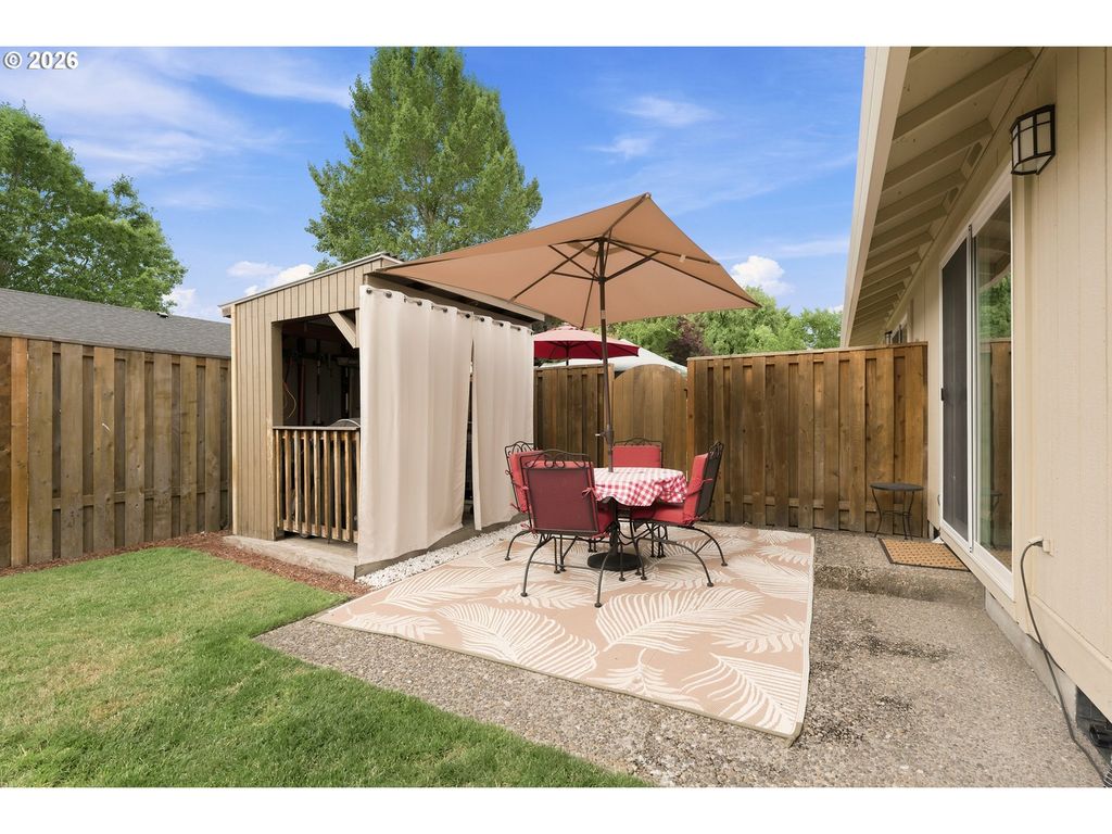 Image 21 of property listing at 1516 Sw HARBOR Dr, Mc Minnville, OR 97128