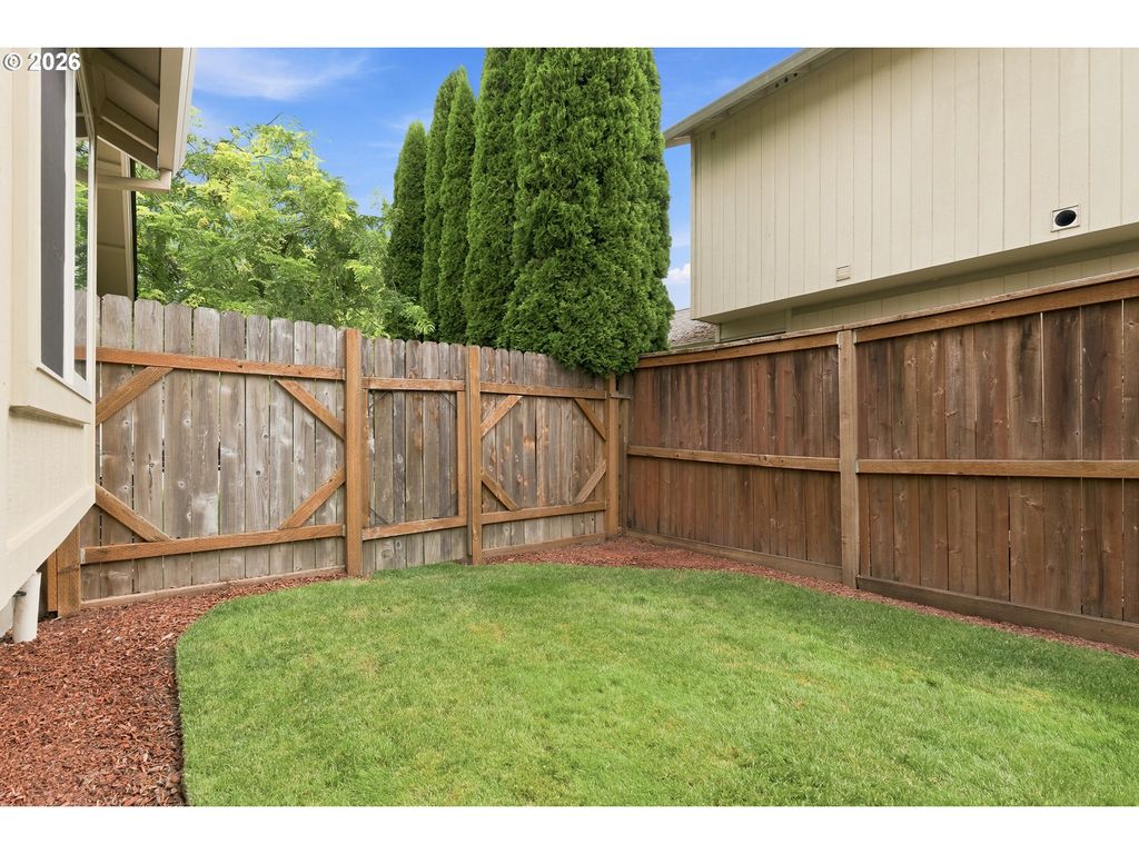 Image 23 of property listing at 1516 Sw HARBOR Dr, Mc Minnville, OR 97128