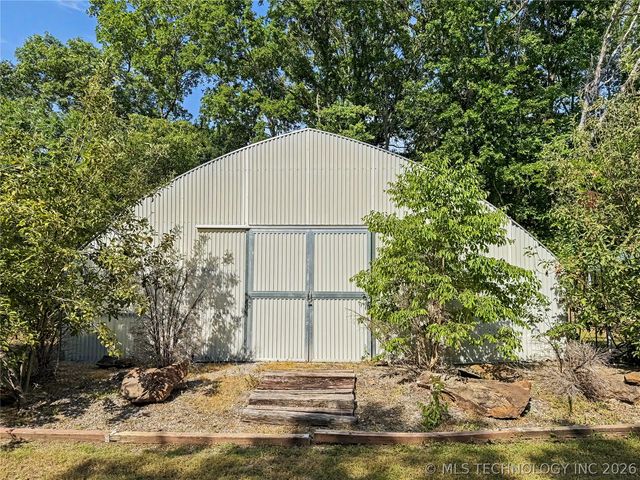 21862 W 888 Road, Cookson, OK 74427