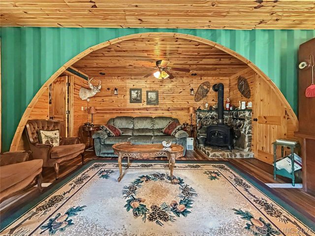 21862 W 888 Road, Cookson, OK 74427