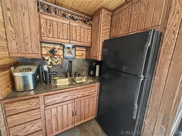 21862 W 888 Road, Cookson, OK 74427