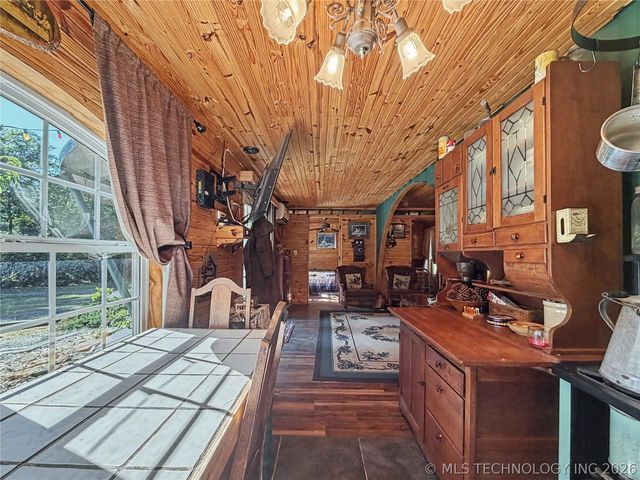 21862 W 888 Road, Cookson, OK 74427