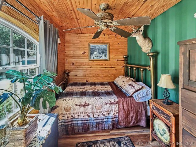 21862 W 888 Road, Cookson, OK 74427