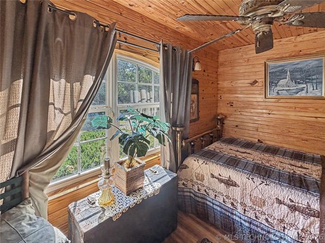 21862 W 888 Road, Cookson, OK 74427