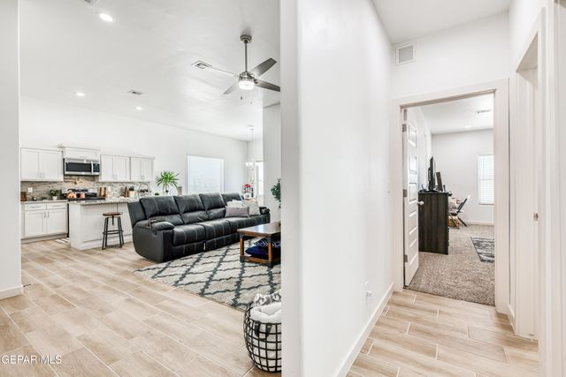 7409 Enchanted Point Drive, El Paso, TX 79911