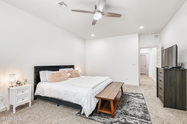 7409 Enchanted Point Drive, El Paso, TX 79911