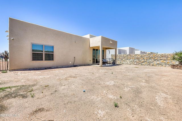 7409 Enchanted Point Drive, El Paso, TX 79911