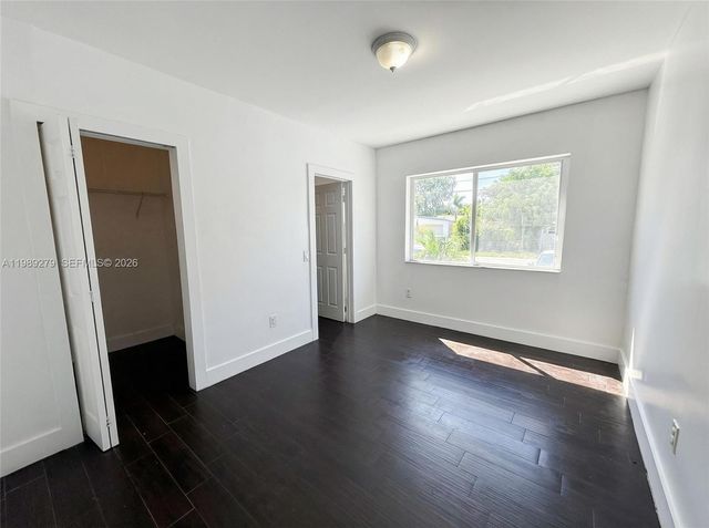 1040 NW 3rd Ave 5, Miami, FL 33136