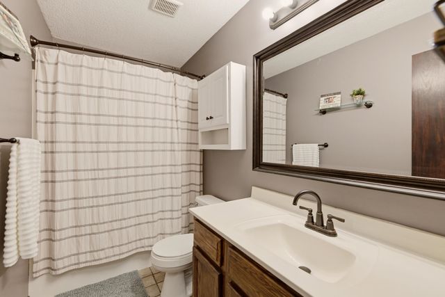 11502 W Lydia Cir, Wichita, KS 67209