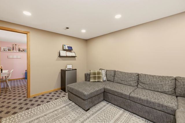 11502 W Lydia Cir, Wichita, KS 67209