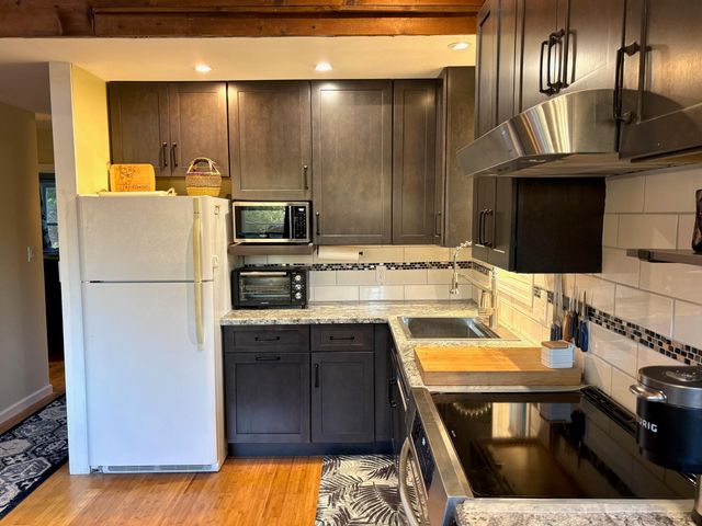 410 Tallwood Circle, Londonderry, VT 05148