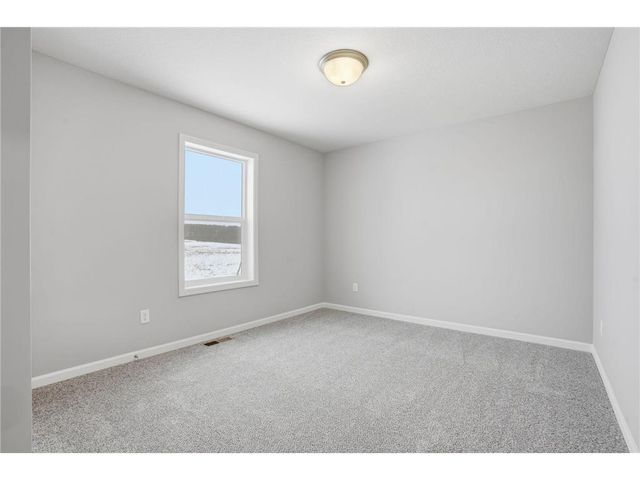 903 Pine Vale Avenue, Somerset, WI 54025