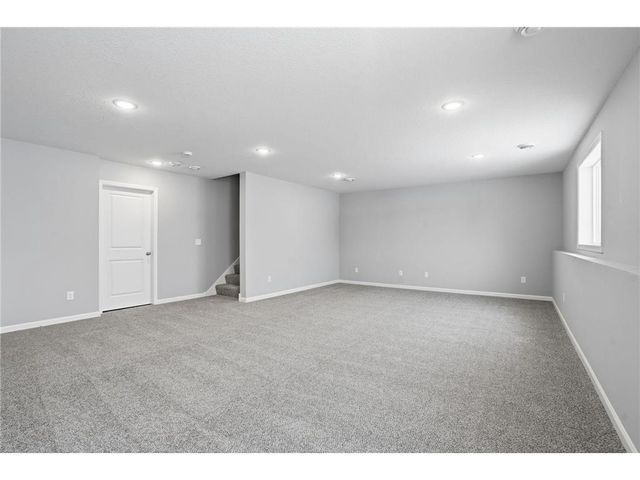 903 Pine Vale Avenue, Somerset, WI 54025