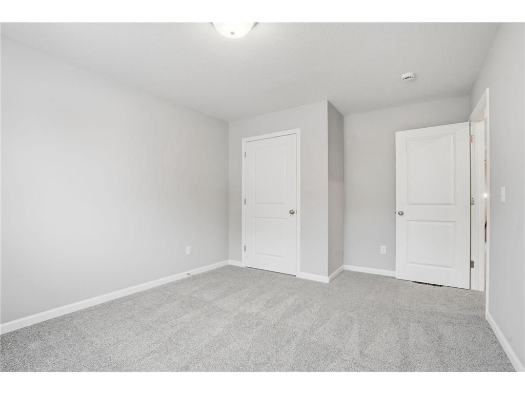 903 Pine Vale Avenue, Somerset, WI 54025