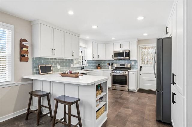 1069 Woodhill Drive, Richland, PA 15044