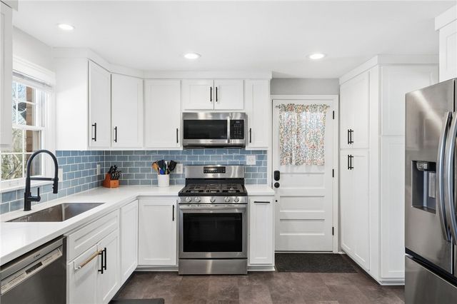 1069 Woodhill Drive, Richland, PA 15044