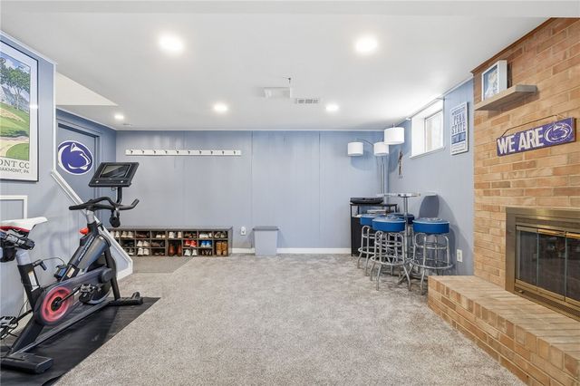 1069 Woodhill Drive, Richland, PA 15044