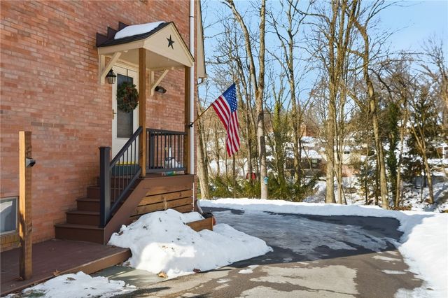 1069 Woodhill Drive, Richland, PA 15044