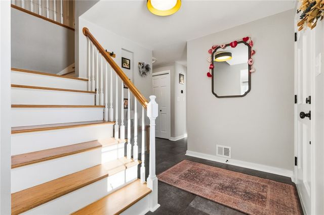 1069 Woodhill Drive, Richland, PA 15044