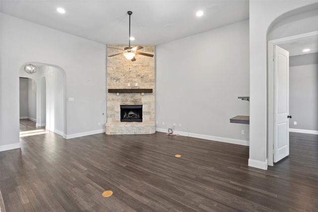 9817 Trail Map Drive, Fort Worth, TX 76036