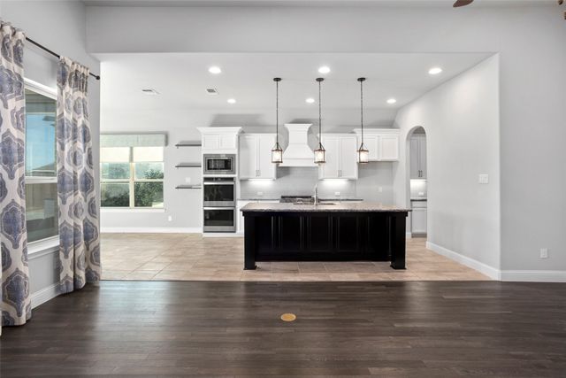 9817 Trail Map Drive, Fort Worth, TX 76036