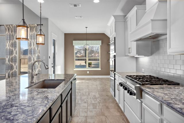 9817 Trail Map Drive, Fort Worth, TX 76036