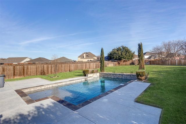 9817 Trail Map Drive, Fort Worth, TX 76036