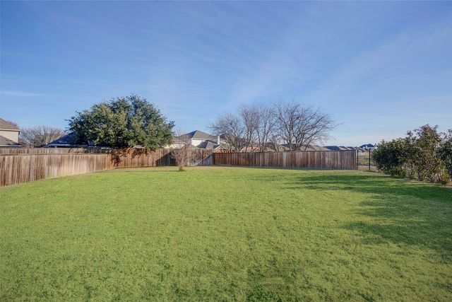 9817 Trail Map Drive, Fort Worth, TX 76036