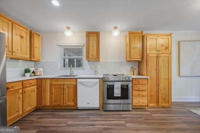 2245 Winding Woods Drive, Tucker, GA 30084