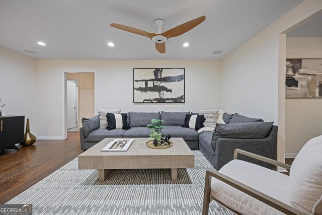 2245 Winding Woods Drive, Tucker, GA 30084
