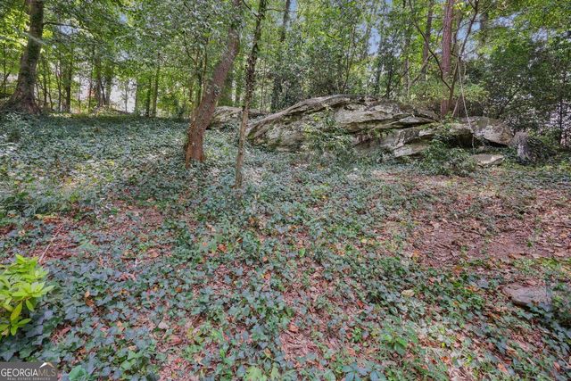 2245 Winding Woods Drive, Tucker, GA 30084