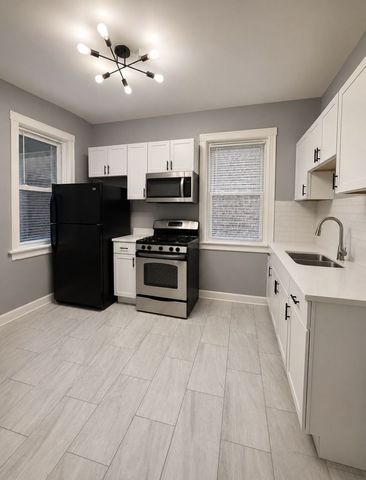 7031 S Laflin Street 1, Chicago, IL 60636