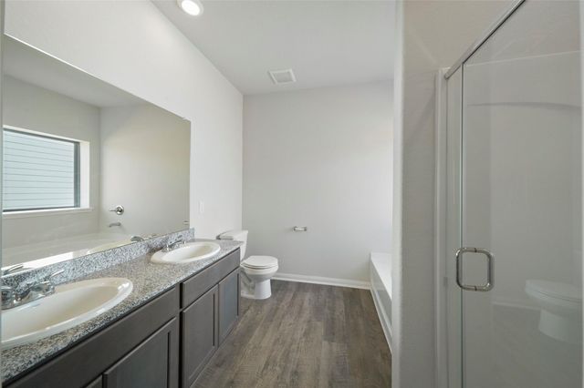 605 Burkett Street, Dayton, TX 77535