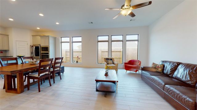 19034 Paso Fino Prairie Lane, Tomball, TX 77377