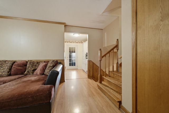 8695 Clark Place, Crown Point, IN 46307
