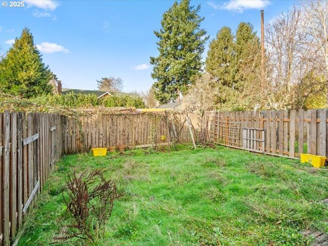 2769 Se 85TH Ave, Portland, OR 97266