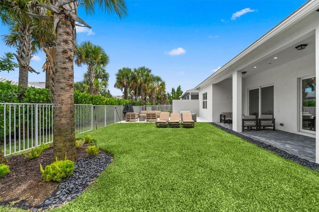 257 Zelda Lane, Delray Beach, FL 33445