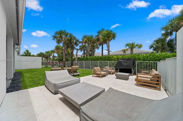 257 Zelda Lane, Delray Beach, FL 33445